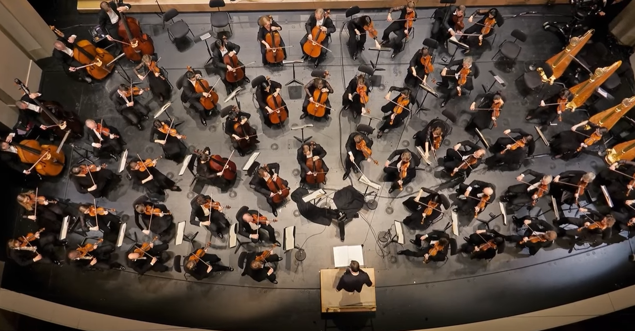 People on a stage - Abonnementkonzert VIII with Christian Thielemann
